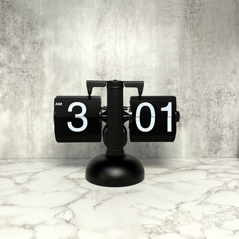 Add timeless style with the Retro Flip Clock. Quartz precision, stainless steel body, and smooth page-turning design. Perfect for home or office décor.