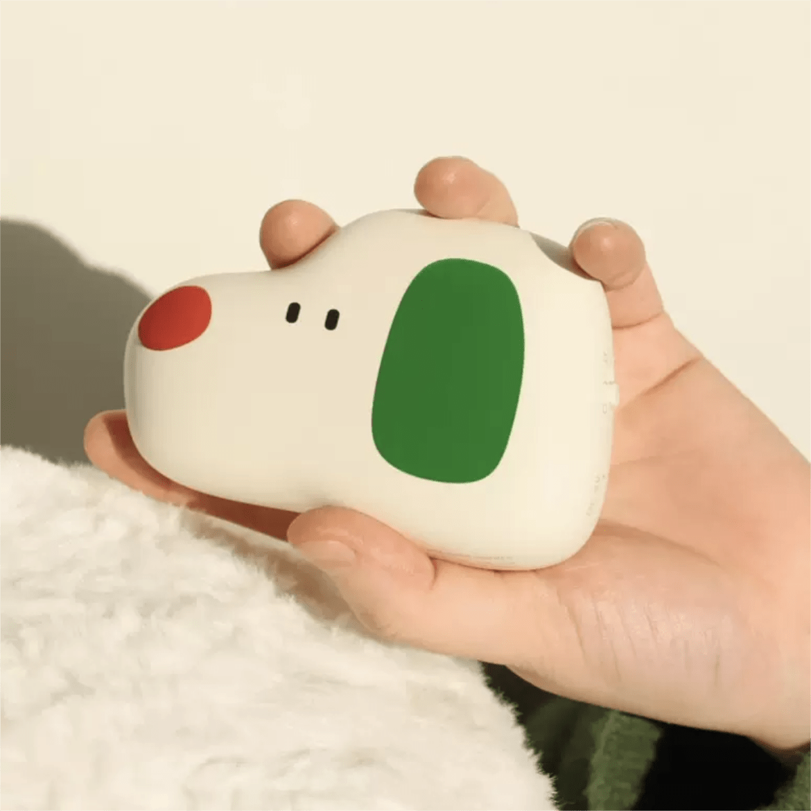 Puppy 2-in-1 Hand Warmer and Power Bank - Portable Comfort and Charging Companion