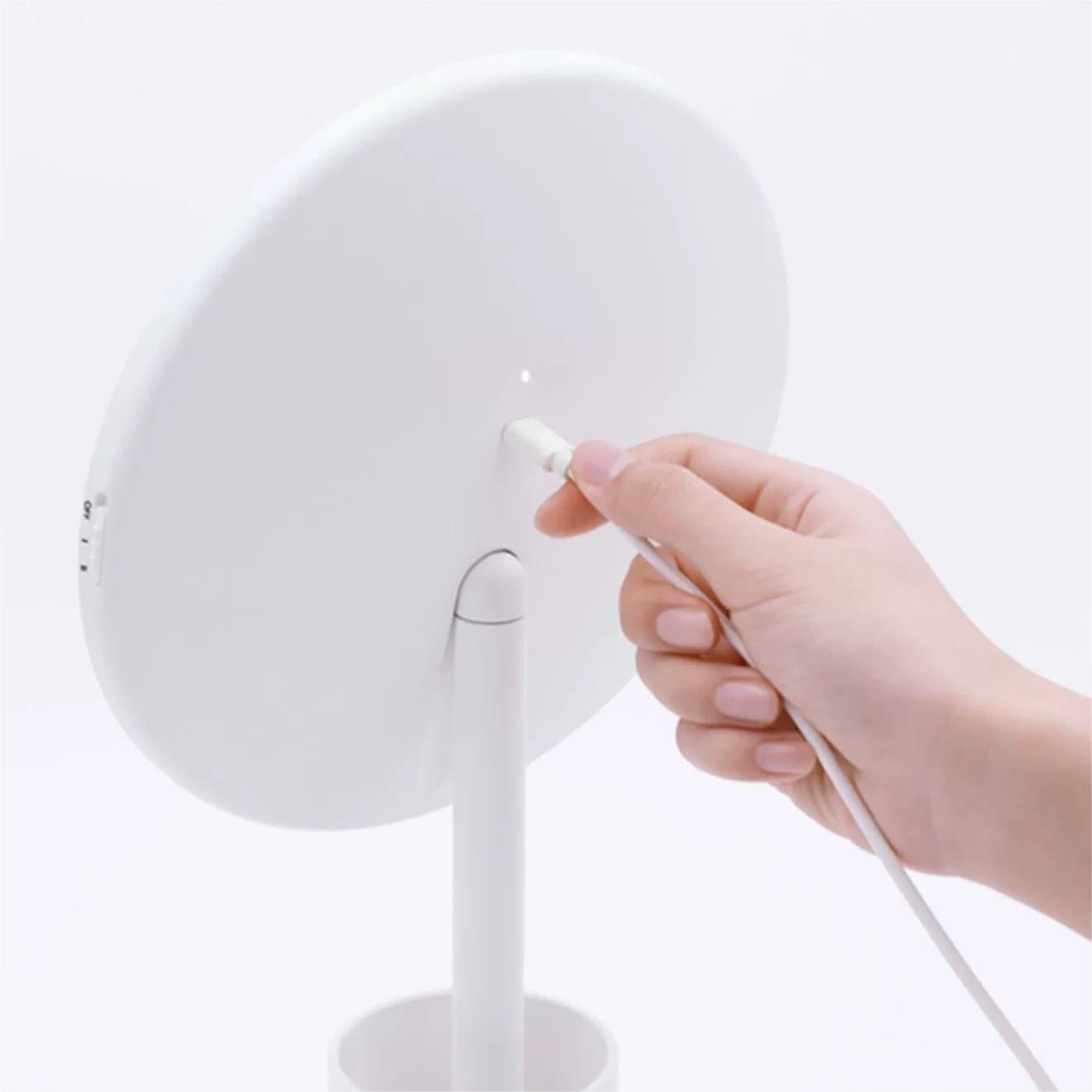 Charging Desk Makeup Mirror with Pen Holder - Daylight Illumination, Space-Saving Design