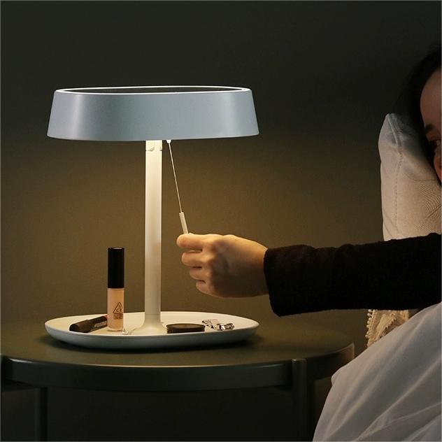 Makeup Mirror with LED Lights - Multifunctional Table Lamp for Makeup Vanity
