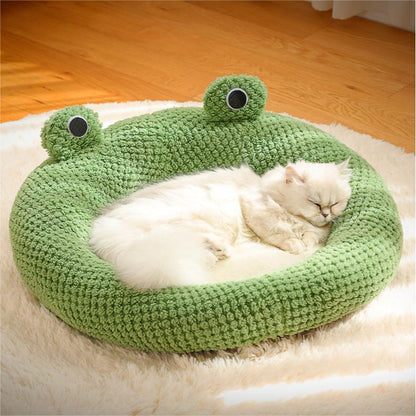 Cozy Green Frog Series Pet Bed - Winter Warmth for Cats and Dogs