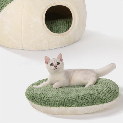 Cozy Green Frog Series Pet Bed - Winter Warmth for Cats and Dogs