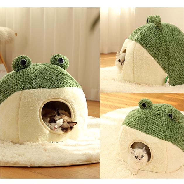Cozy Green Frog Series Pet Bed - Winter Warmth for Cats and Dogs