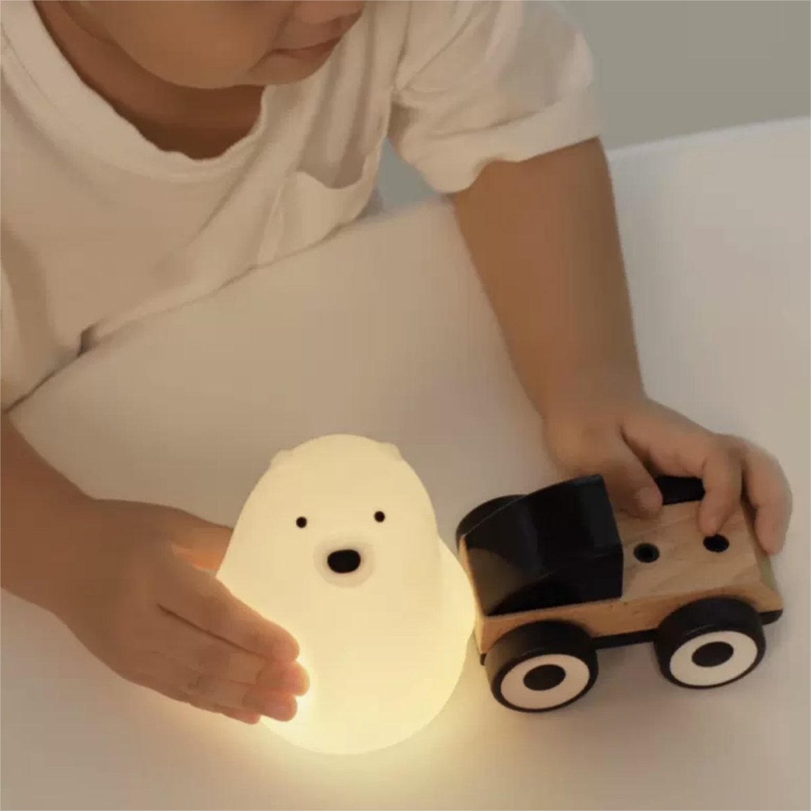 Adorable bear silicone night lamp with soft warm glow, touch control, rechargeable LED light for kids bedroom